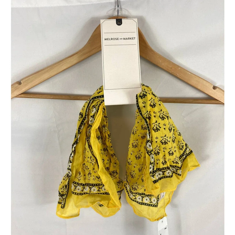 4/$25 NWT Melrose and Market bandana scarf